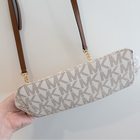 Michael Kors Signature Print Chain Link Strap Crossbody Purse - Picture 10 of 12